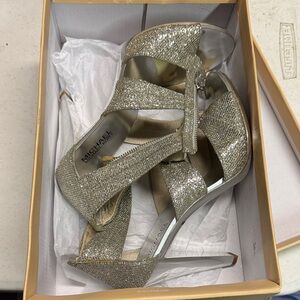 Michael Kors Glittering Silver Heels